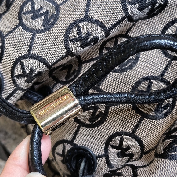 MK Michael Kors Bag - Picture 3 of 14